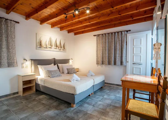 Standard Double Village-mountain View Second Floor Apartament Páros