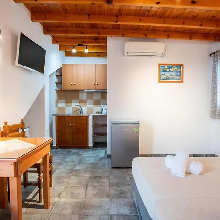 아파트 Standard Double Village-mountain View Second Floor