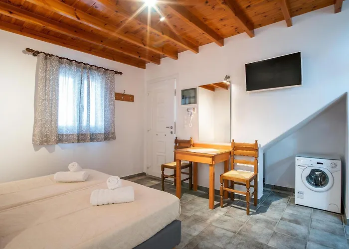 Standard Double Village-mountain View Second Floor Apartment Parikia (Paros)